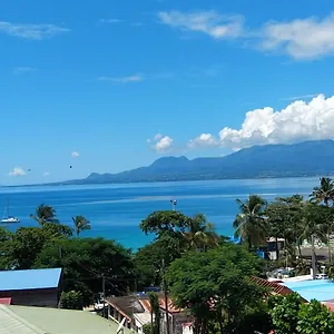 Vue Et Montagne à 50m De La Le Gosier (Grande-Terre)